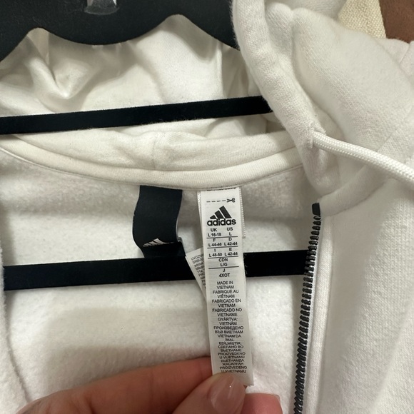 Adidas jacket - Picture 3 of 4